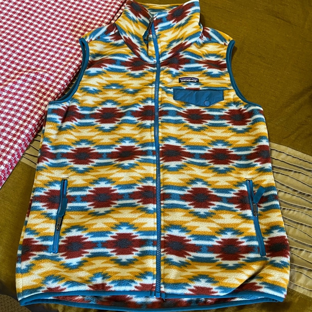 Patagonia Vest💛💙